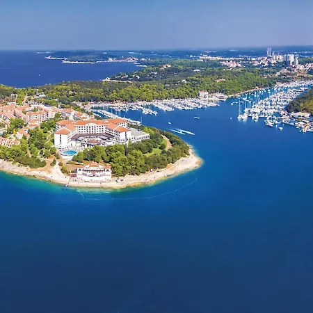 Stunning In With Sauna * Pula